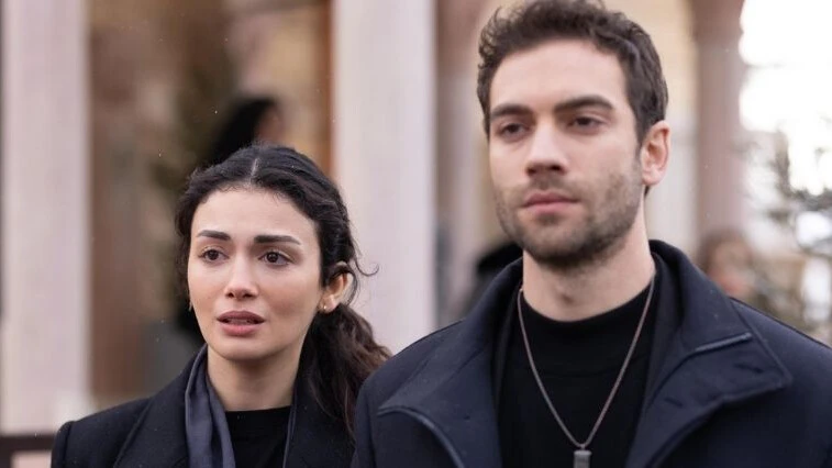 Oyuncular bir bir ayrılık kararı almıştı! Safir dizisinden izleyicisini üzen haber geldi