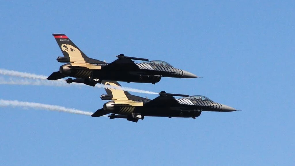 Solotürk ve komandoların gösterisi büyük ilgi gördü