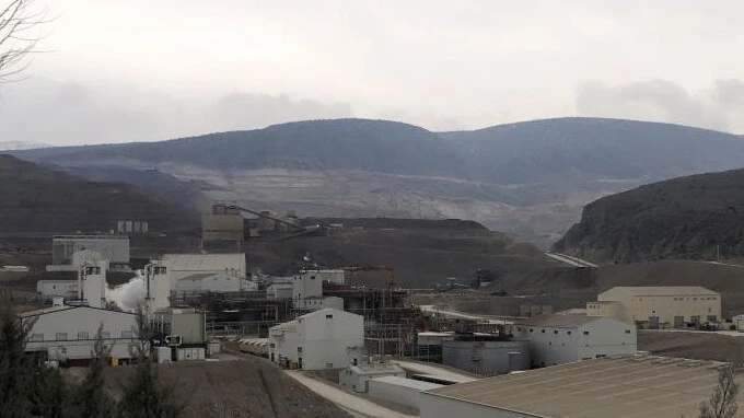 Son Dakika! Bakan Yerlikaya'dan Erzincan açıklaması: 400 personel görevlendirildi - 2. Resim