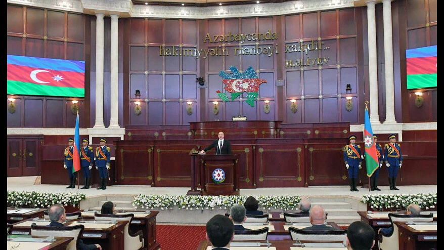 Aliyev yemin ederek göreve başladı: Hükümet istifa etti