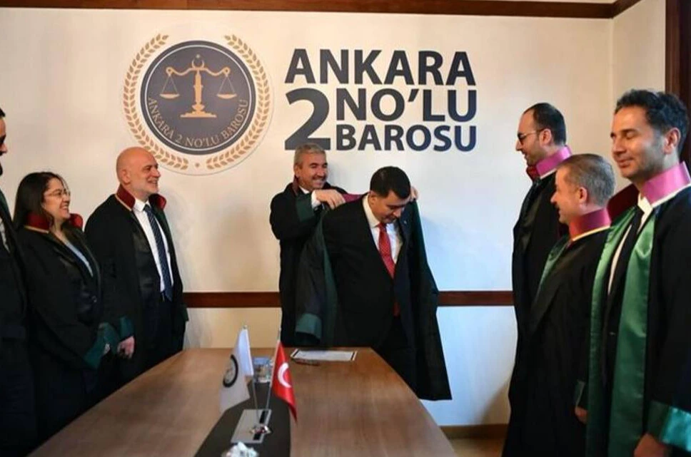Ankara Valisi Vasip Şahin avukatlık ruhsatını aldı