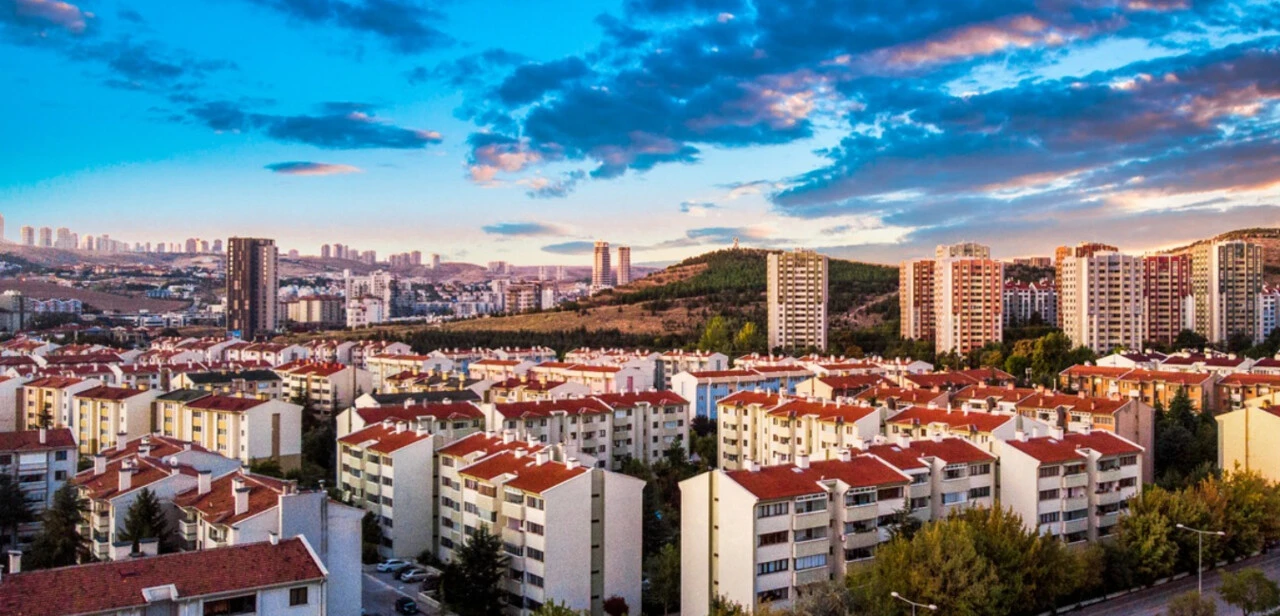 Asgari ücretlinin ev alması artık hayal! 17 yıl boyunca harcamadan ödemek gerekiyor - 2. Resim