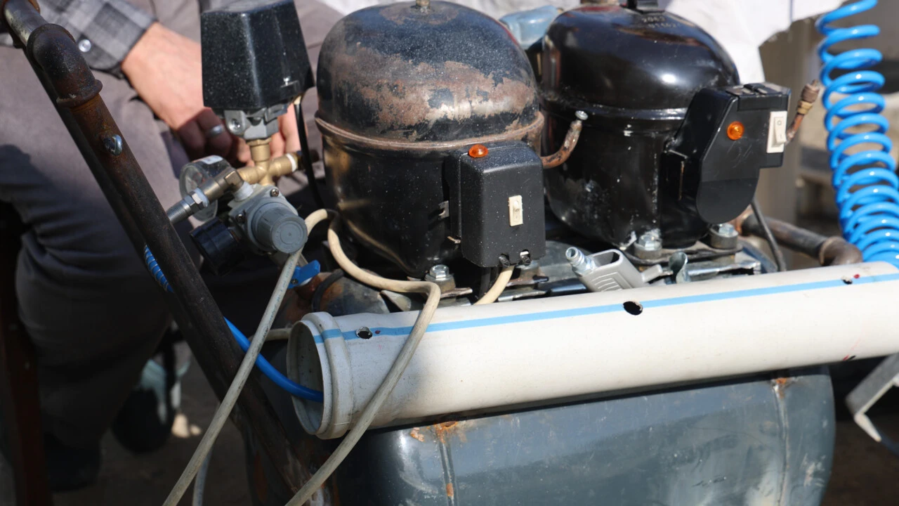 Depremzede vatandaşlar havası bitmeyen kompresör üretti - 2. Resim