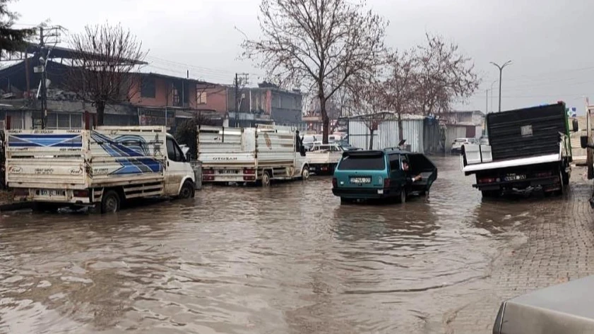 Her sağanak aynı görüntü! Vatandaş çileden çıktı  - 2. Resim