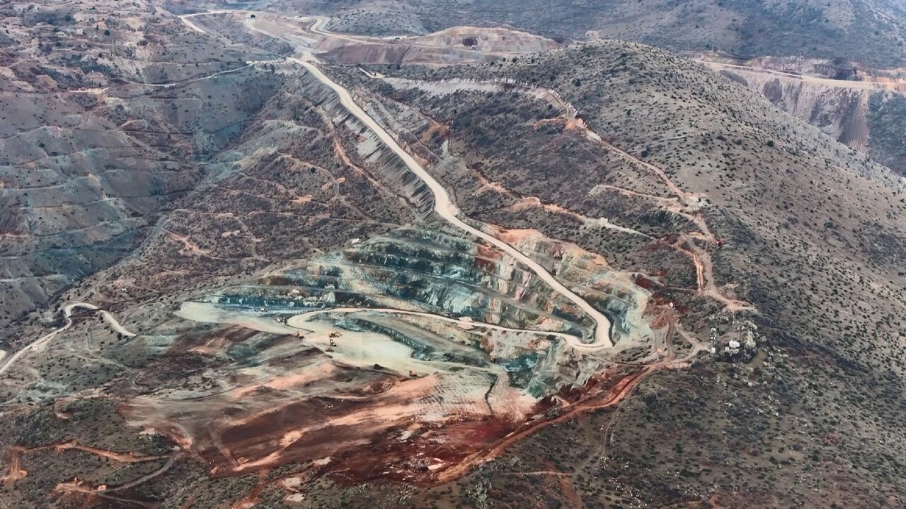 Maden şirketinden Fırat Nehri'ne akan siyanür iddialarına açıklama - 1. Resim