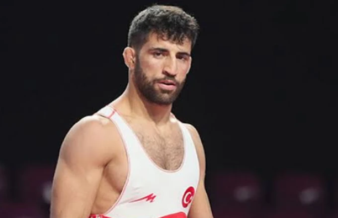 Milli halterci Kaan Kahriman'dan altın madalya - 1. Resim