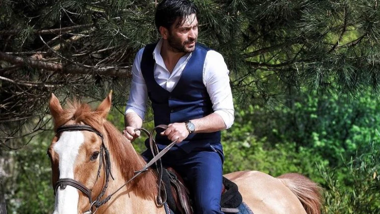 Ozan Akbaba diziden ayrılıyor mu? Emir Gardaşov karakteri Ben Bu Cihana Sığmazam dizisinden ayrıldı mı? - 1. Resim