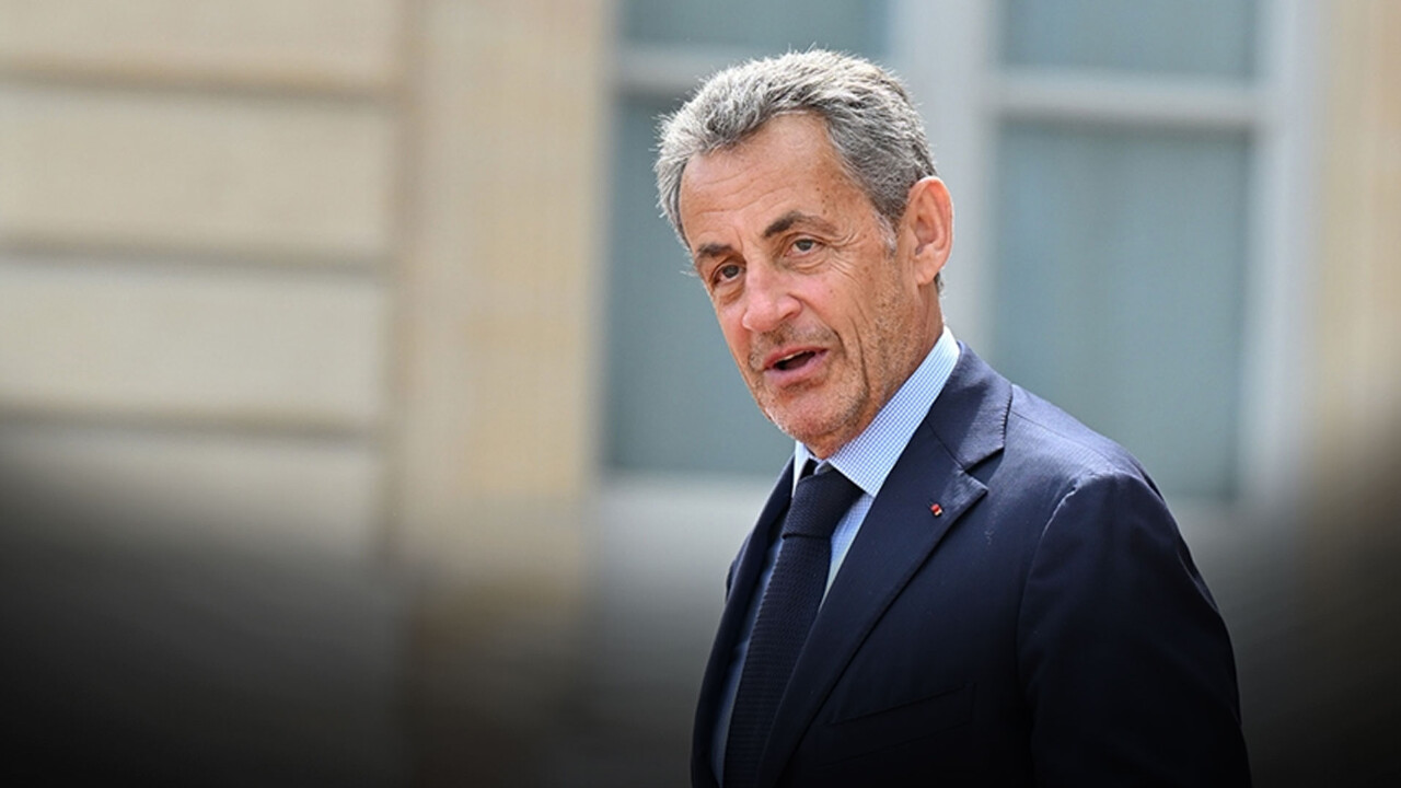 Sarkozy&#039;nin hakkındaki karar değişmedi: 1 yıl hapis cezası