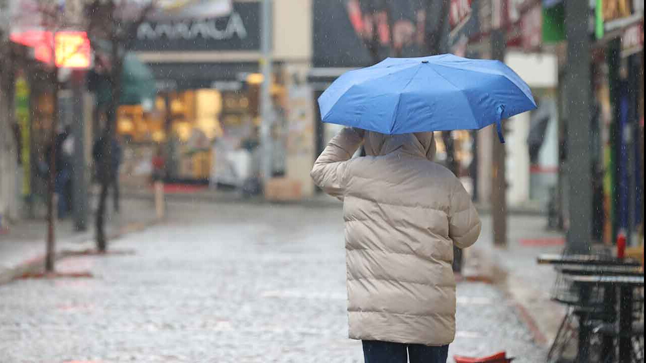 Soğuklar giderek artıyor: Kar, fırtına, sağanak... 13 il için sarı alarm! İşte 14 Şubat hava durumu