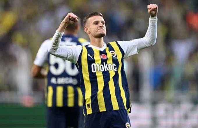 Sportif direktör resmen açıkladı! Xabi Alonso Fenerbahçe'nin yıldızını alıyor