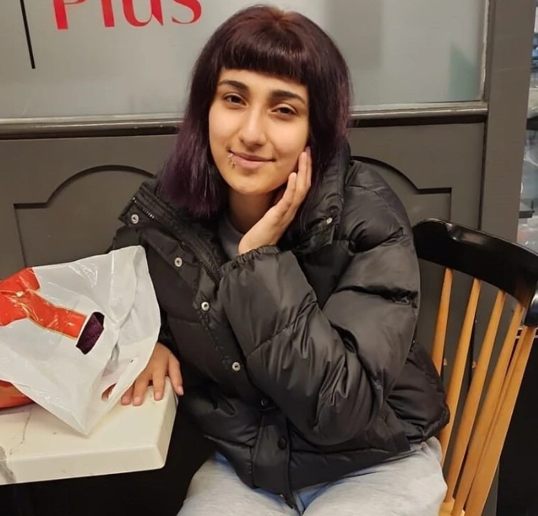 18 yaşındaki kızı öldürüp su kuyusuna attılar! Annesi oyuncak ayısını getirdi - 1. Resim