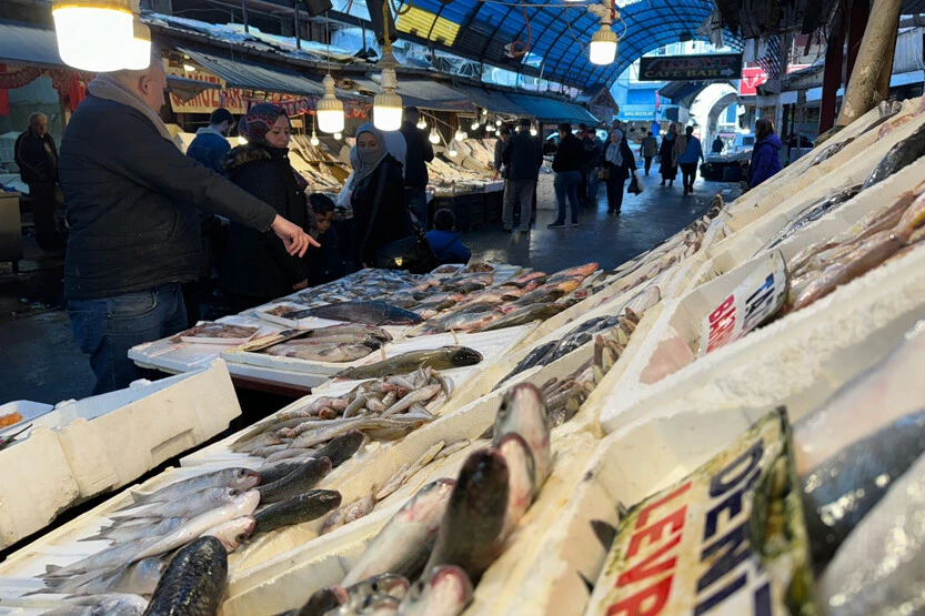 Balık tezgahları cep yakıyor! En ucuzu bile sofraya gelene kadar yüzde 200 artıyor