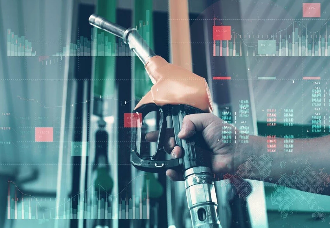 Benzin ve motorine daha fazla zam yolda! Fiyatlardaki hızlı artış can sıkacak