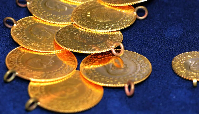 İslam Memiş "Uzun sürmeyecek, fırsat geldi" dedi, altında yeni rekoru açıkladı