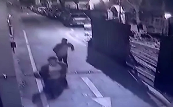 Market sahibi copla kovalamıştı! Döner bıçağı çeken kişi yakalandı - 1. Resim