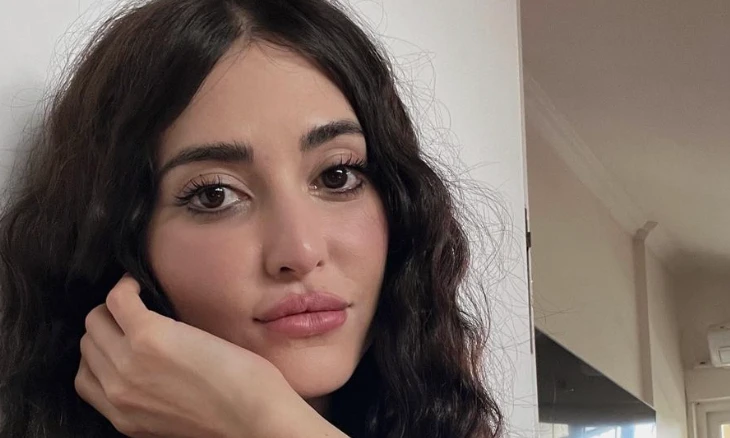Melike İpek Yalova kimdir? Hangi dizilerde, filmlerde oynadı? Melike İpek Yalova'nın Instagram hesabı!