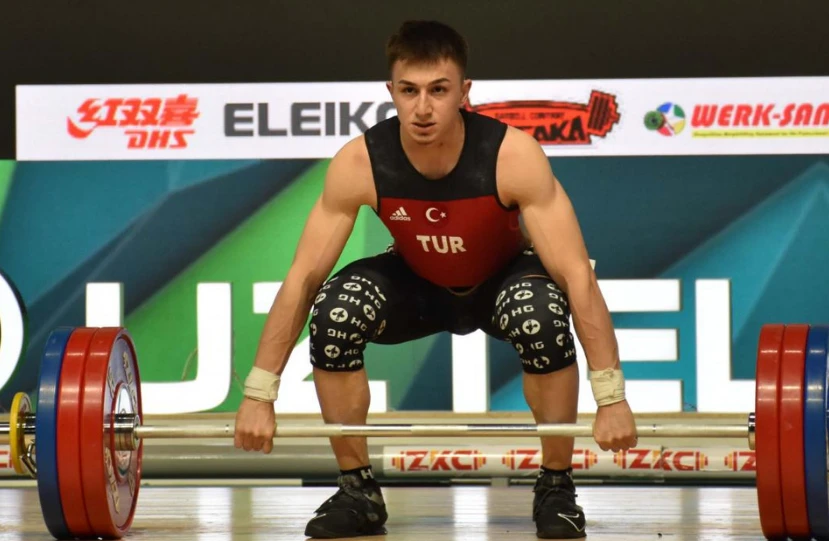 Milli haltercilerden 3 madalya birden - 2. Resim