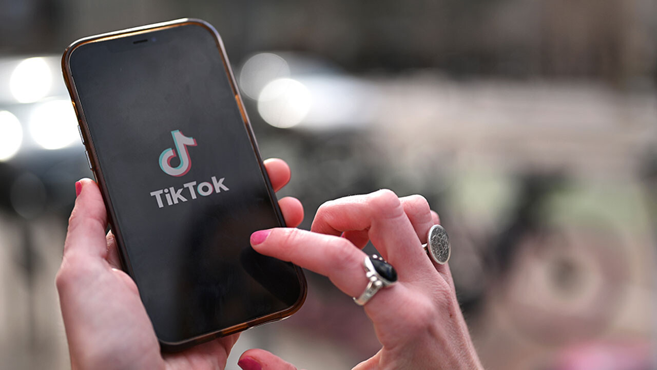 Siyasi dezenformasyonun ardı arkası kesilmeyen TikTok'tan yeni karar! Seçim öncesi harekete geçildi