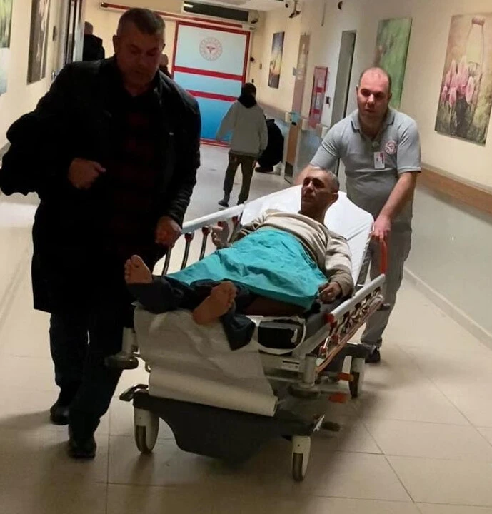 Yol ortasında tuvaletini yapıyordu, silahlı saldırıya uğradı