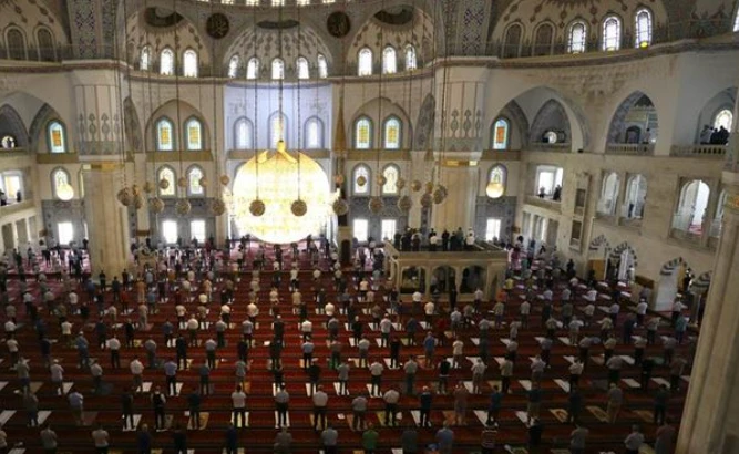 Cuma hutbesi yayınlandı mı? 16 Şubat "Dünyayı Barış ve İtidale Çağırıyoruz" Cuma hutbesi tam metin! - 1. Resim