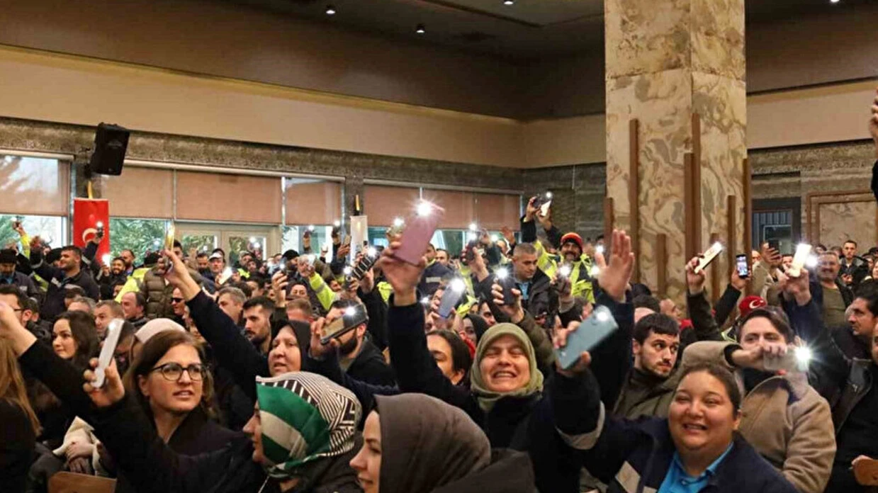 En düşük işçi maaşı 35 bin lira! Yüksek zamma davul zurnalı kutlama... - 3. Resim