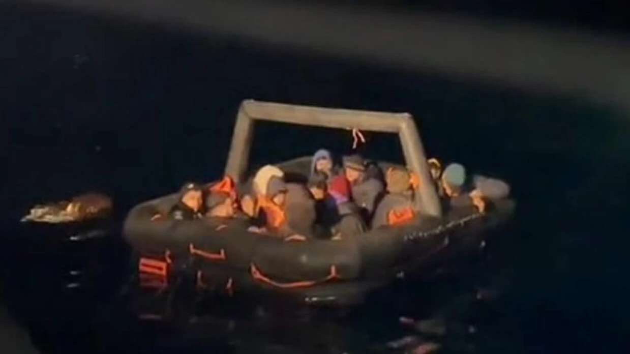 Yunanistan geri itti, Türkiye kurtardı! İzmir açıklarında 78 düzensiz göçmen yakalandı