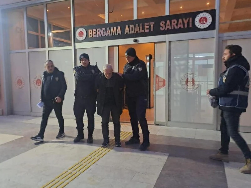 73 yaşındaki 'torbacı dede' kıskıvrak yakalandı