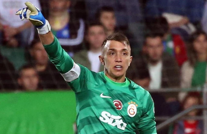 Muslera'dan Galatasaray'ın yeni sözleşme teklifine cevap - 2. Resim