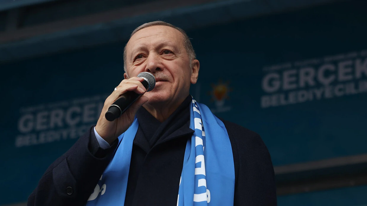 Son dakika! Cumhurbaşkanı Erdoğan'dan CHP'ye tepki: Her gelen bir öncekini mumla aratmıştır - 2. Resim