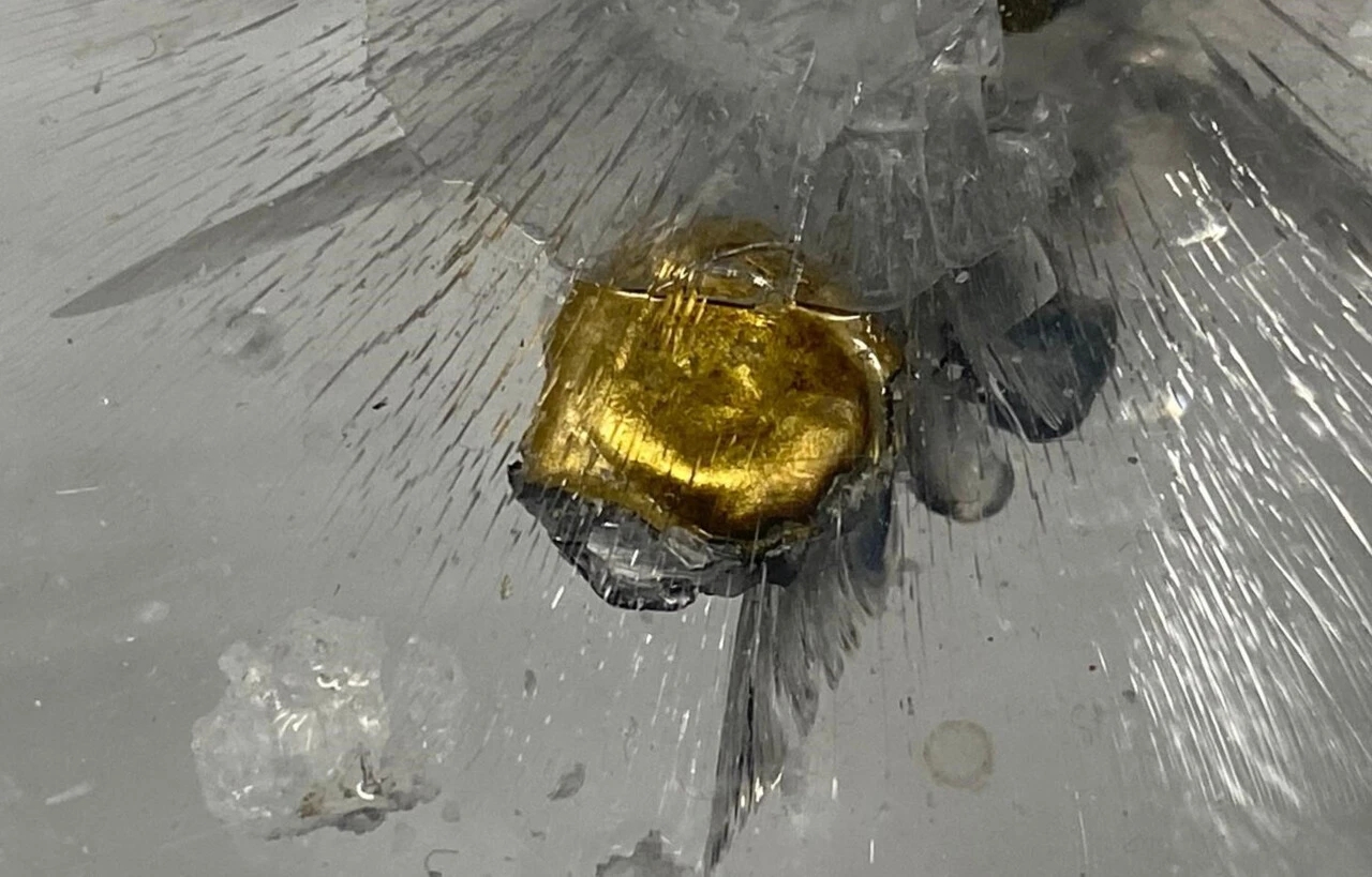 Taksiciler için geliştirildi... Kurşungeçirmez şeffaf zırh cam