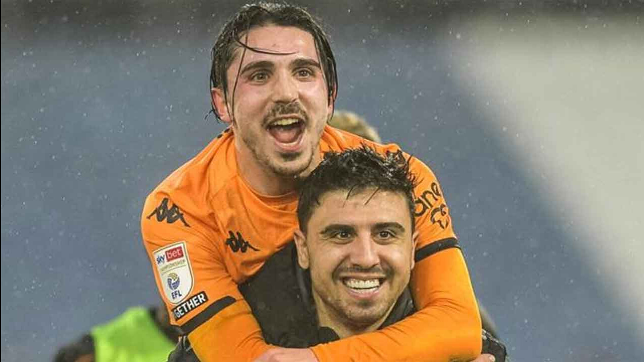 Abdülkadir Ömür 90+4&#039;te şov yaptı, Hull City kazandı