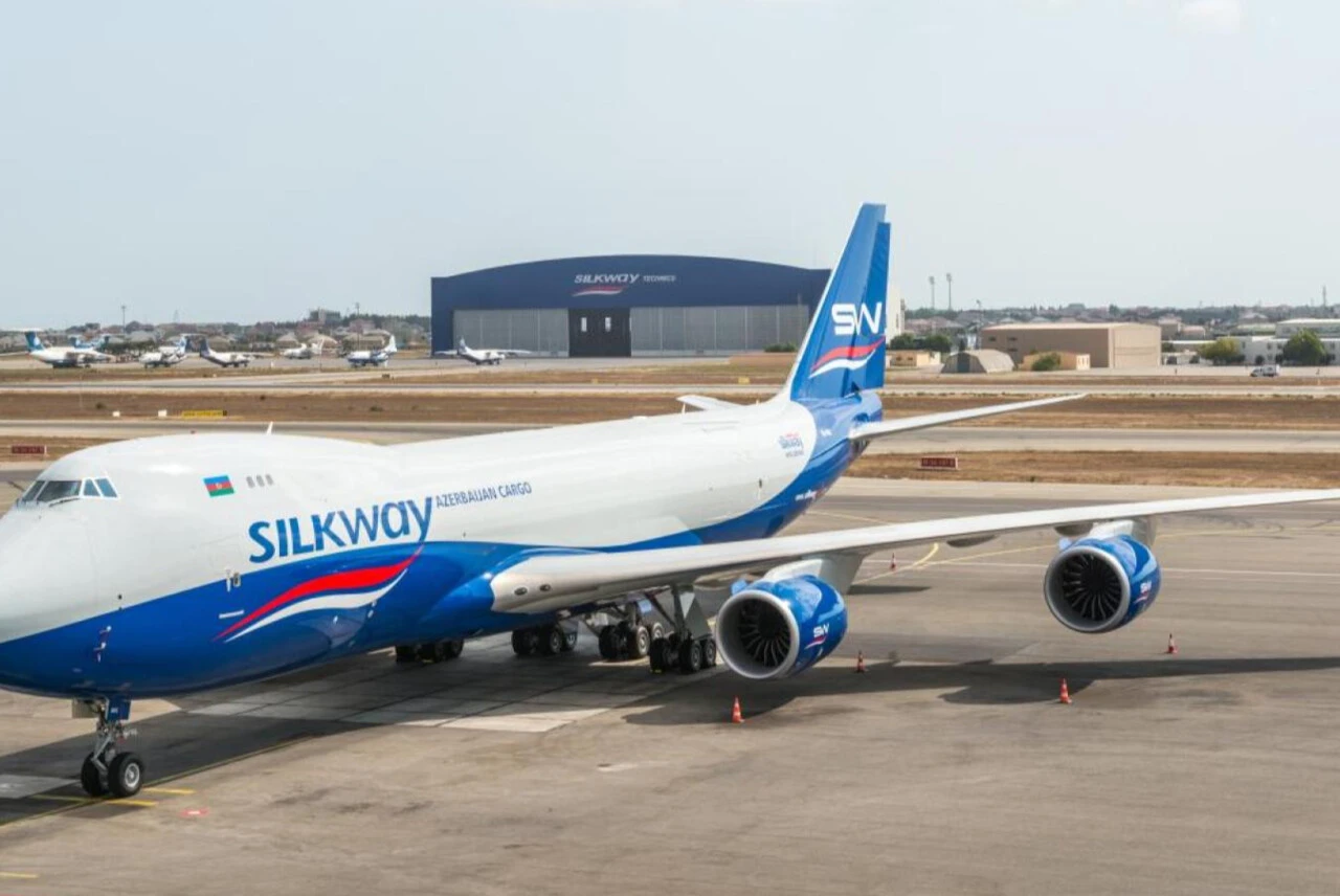 Azerbaycan uçağı İsrail'de! Karabağ'daki silah desteğinin karşılığı mı? - 2. Resim