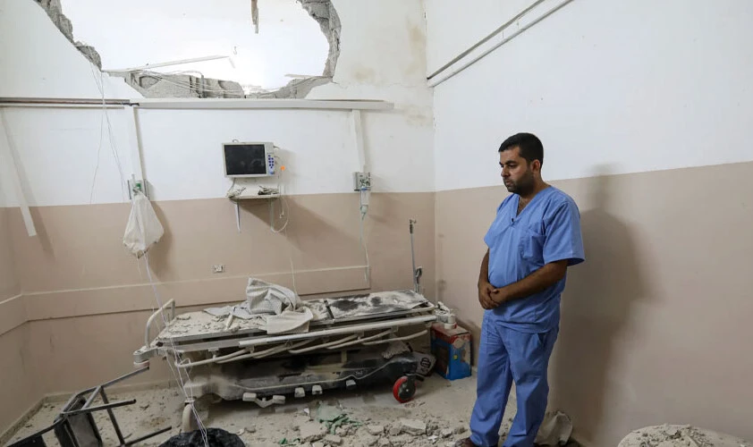 İsrail, Nasır Hastanesini askeri kışlaya çevirdi