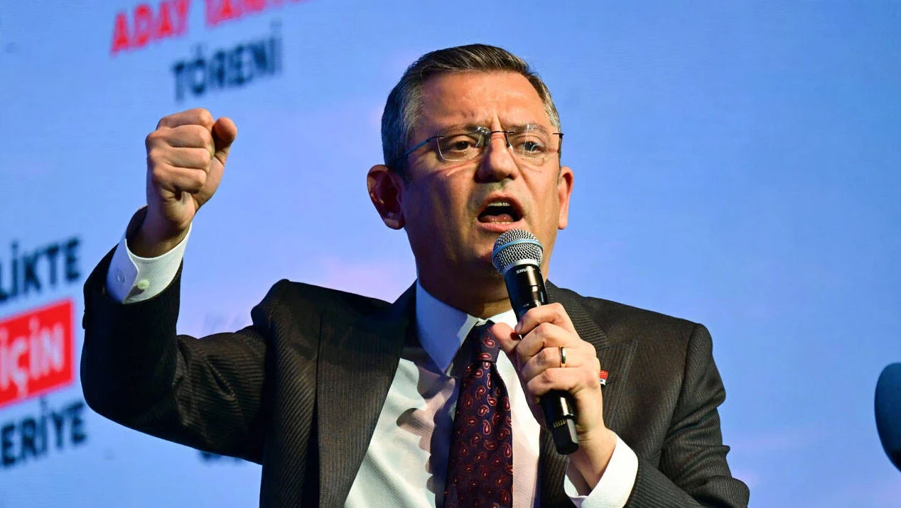 Özgür Özel'den istifalara cevap: Partinin başarısını kendi başarısı sayıyorlar 