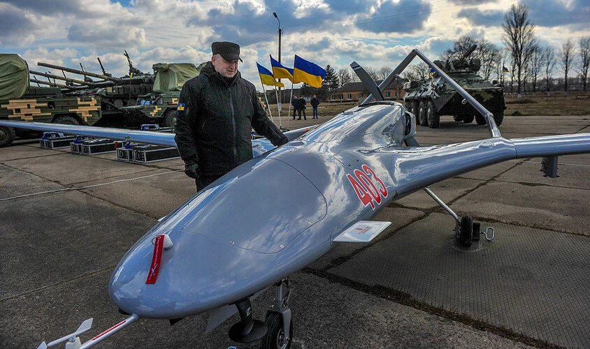 TB2 korkusu 3 ülkeye adeta ittifak kurdurdu: Yunanistan'ın endişesi basına böyle yansıdı - 2. Resim