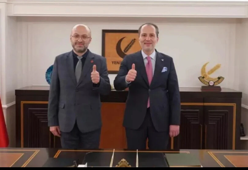 Adaylığını Fatih Erbakan duyurmuştu: YRP'den istifa etti - 1. Resim