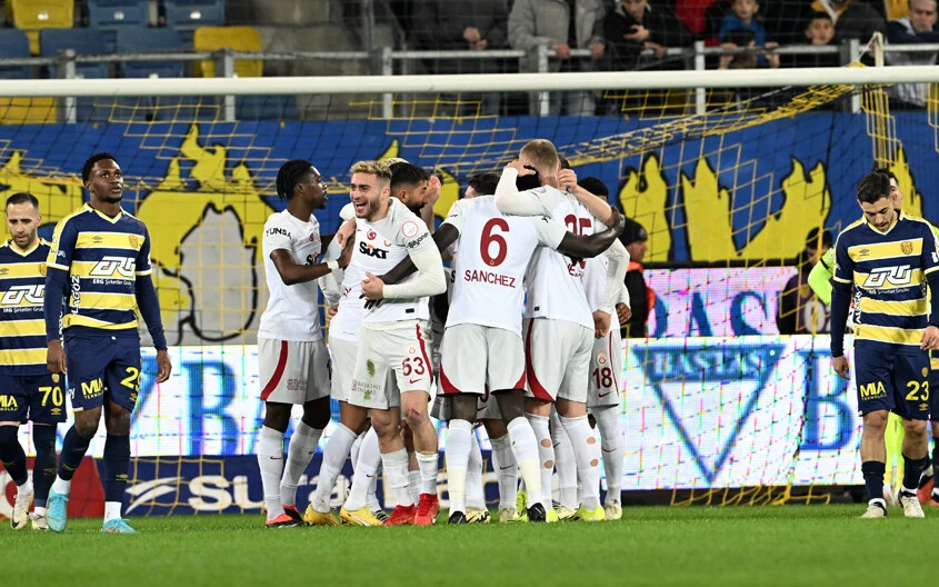 Ankaragücü-Galatasaray maçındaki gol iptali doğru mu? Trio açıkladı - 1. Resim