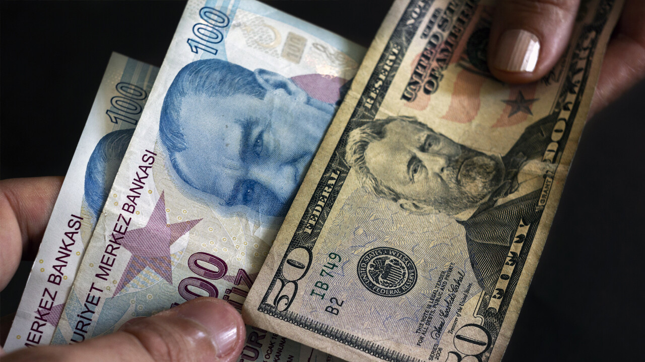 Dolar ne kadar oldu, euro kaç TL? 19 Şubat Pazartesi dolar euro kuru