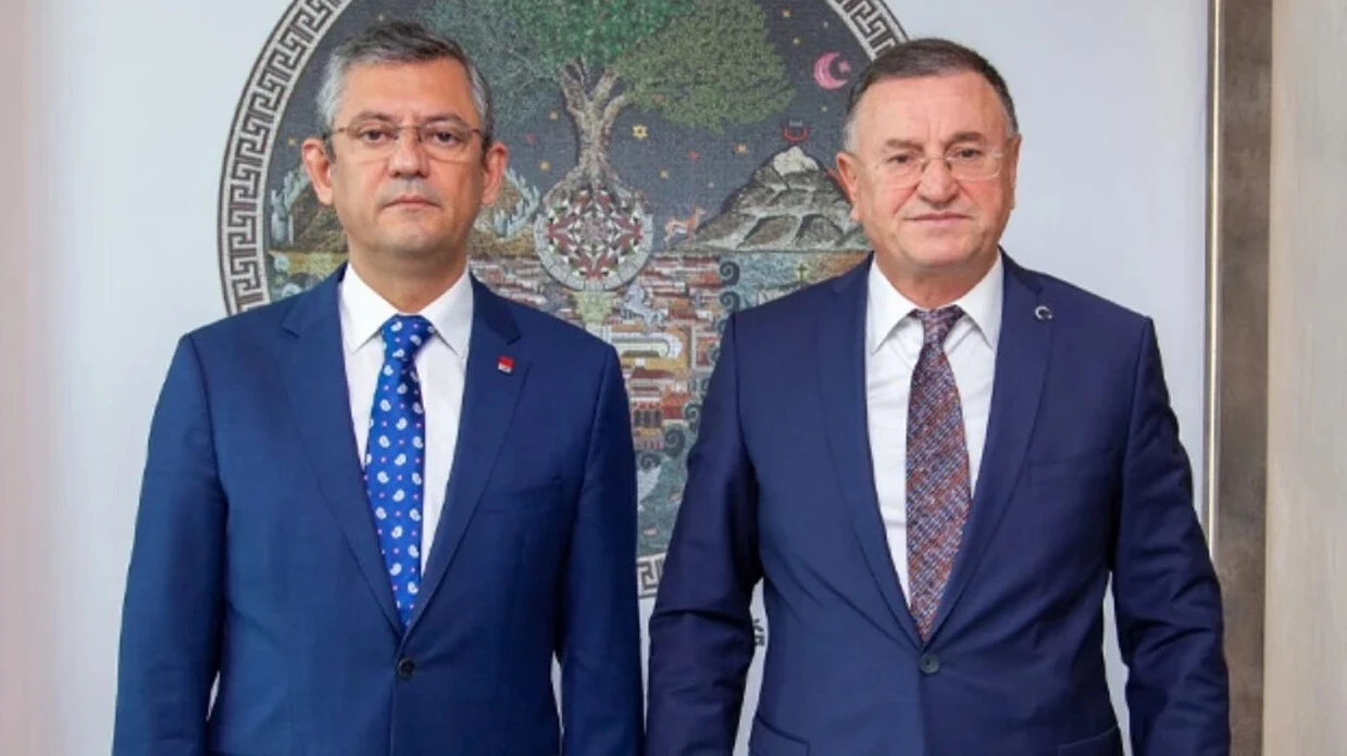 Hatay düğümü çözülecek mi? Lütfü Savaş, Özgür Özel’le görüşecek