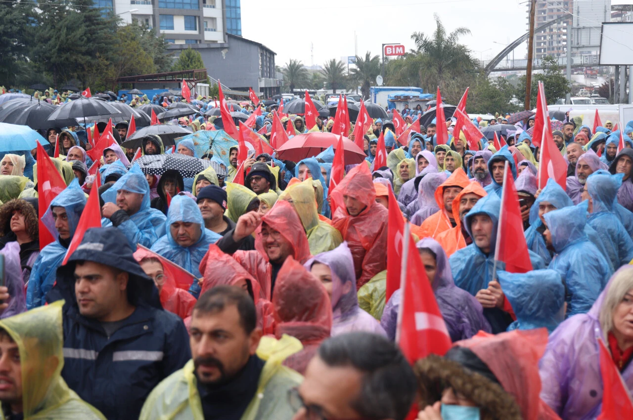 Hataylılar Lütfü Savaş'a destek için CHP il başkanlığında bir araya geldi - 2. Resim