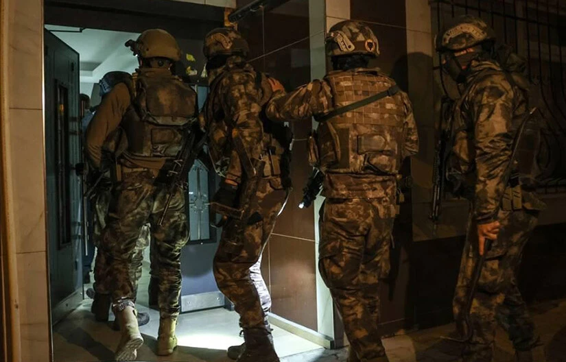 İki ilde DEAŞ'a darbe! 12 şüpheli yakalandı - 1. Resim