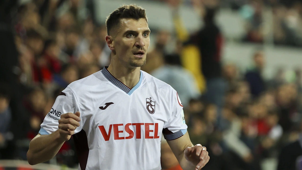 Thomas Meunier, Trabzonspor kariyerine fırtına gibi başladı!