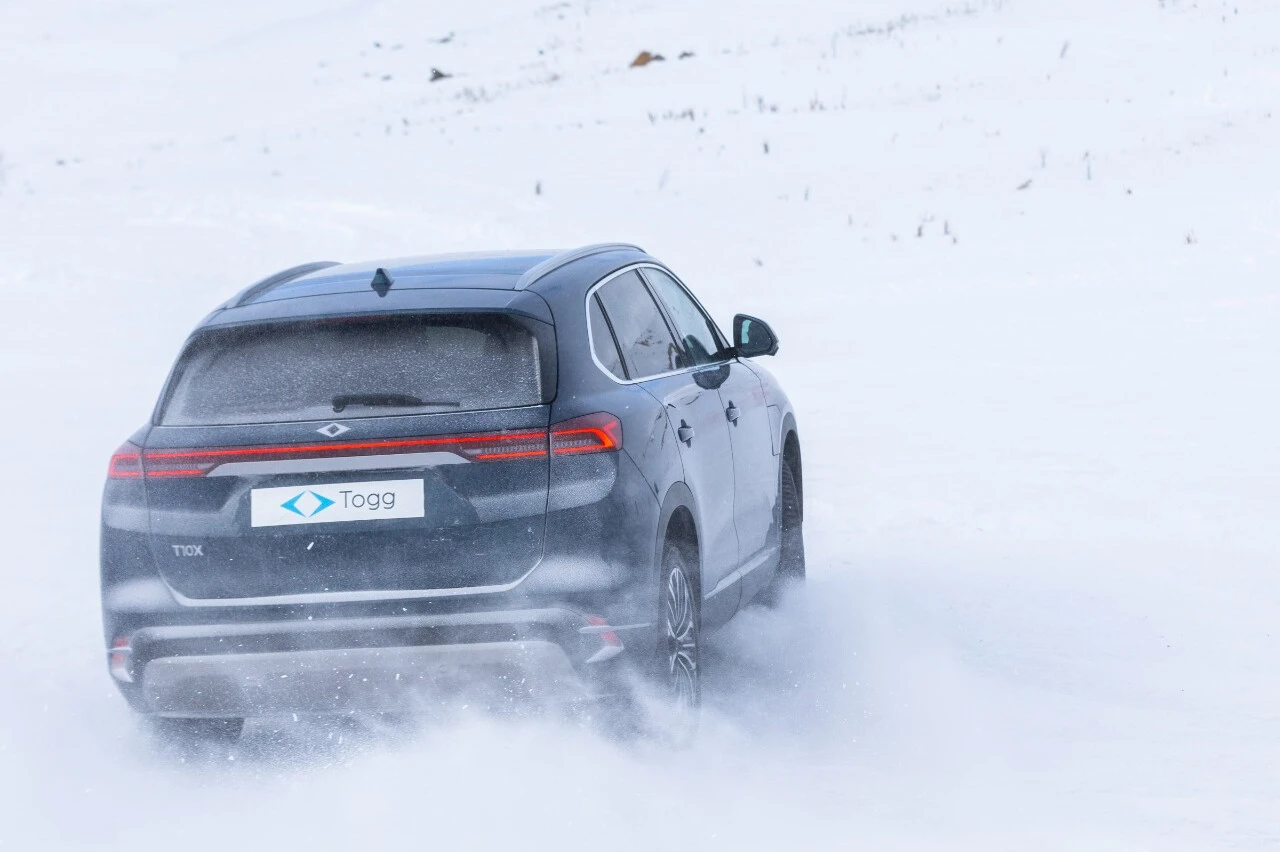 Togg T10X kar pistlerinin tozunu attırdı