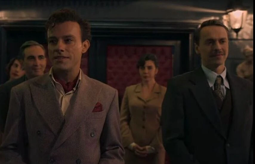 Kulüp dizisinin oyuncuları Gökçe Bahadır ve Salih Bademci 'den düet