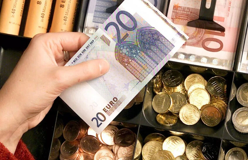 Patronların "Yüksek maaşa işçi bulamıyoruz" iddiasına çalışanlardan itiraz!