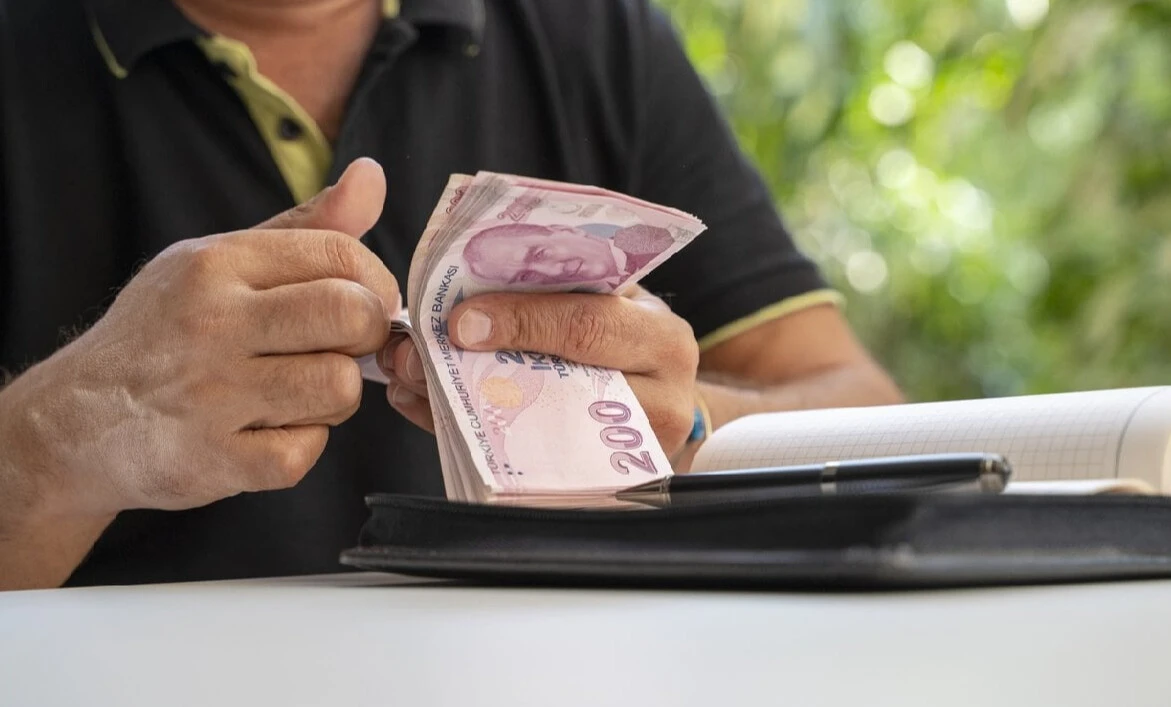 Promosyonu beğenmeyen kaçıyor! Maaş taşıma arttı, emekli bankaların yolunu tutuyor - 4. Resim