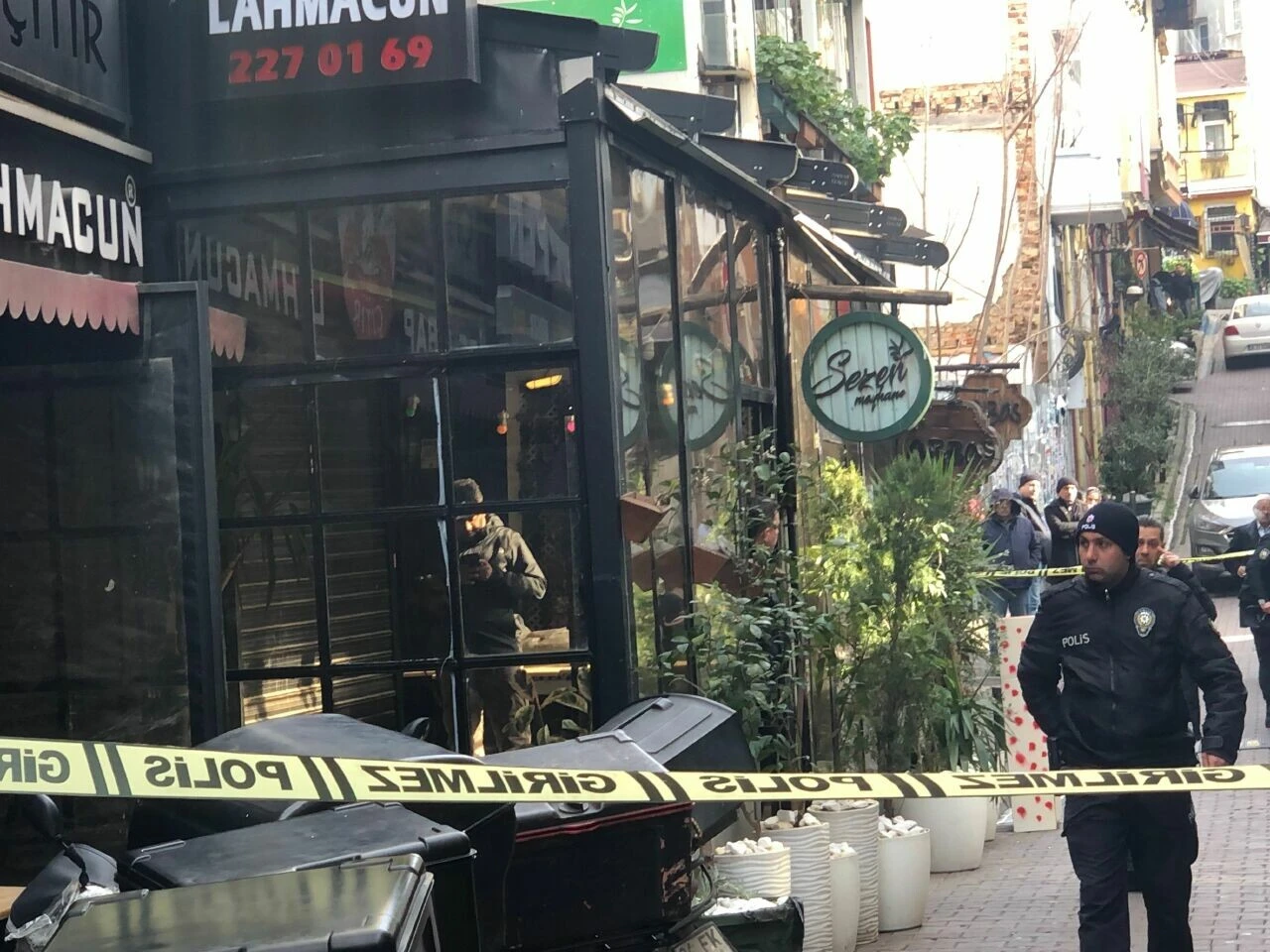 Beşiktaş'ın ünlü kıraathanecisi başından vurulmuş halde bulundu