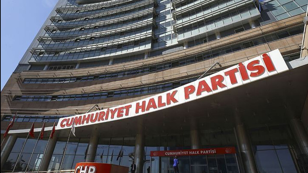 CHP&#039;nin belediye başkan adayı son gün istifa etti