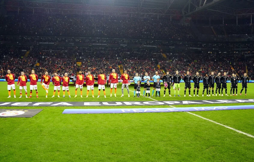 Galatasaray, Prag'da tur peşinde! İşte Okan Buruk'un 11 tercihi - 1. Resim