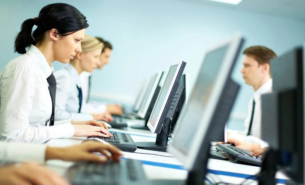 Mesai süreleri sil baştan, haftalık çalışma saatleri ile ilgili alternatifler masada! 4 gün iş, 3 gün tatil geliyor - 1. Resim